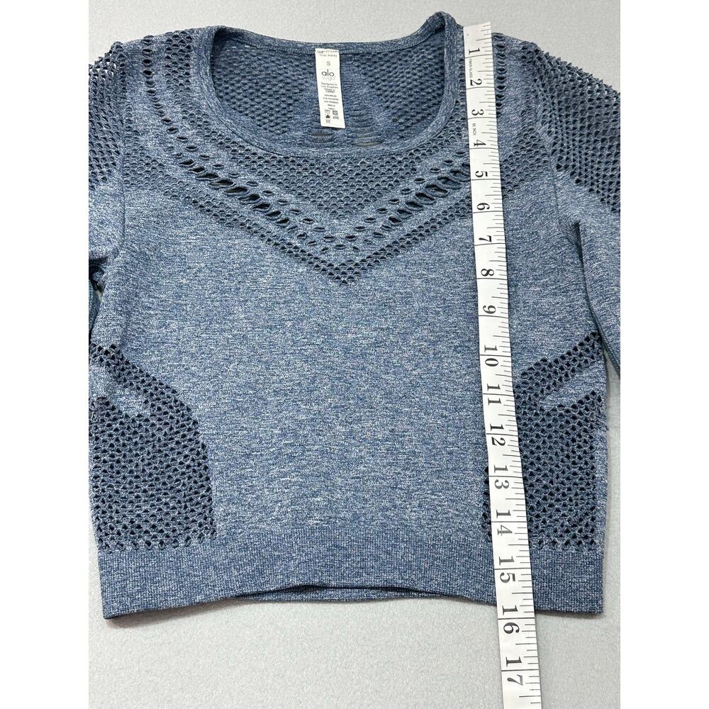 Alo Yoga Siren Long Sleeve Crop Top Heathered Blue Mesh Cutout Seamless Size S - Picture 6 of 7